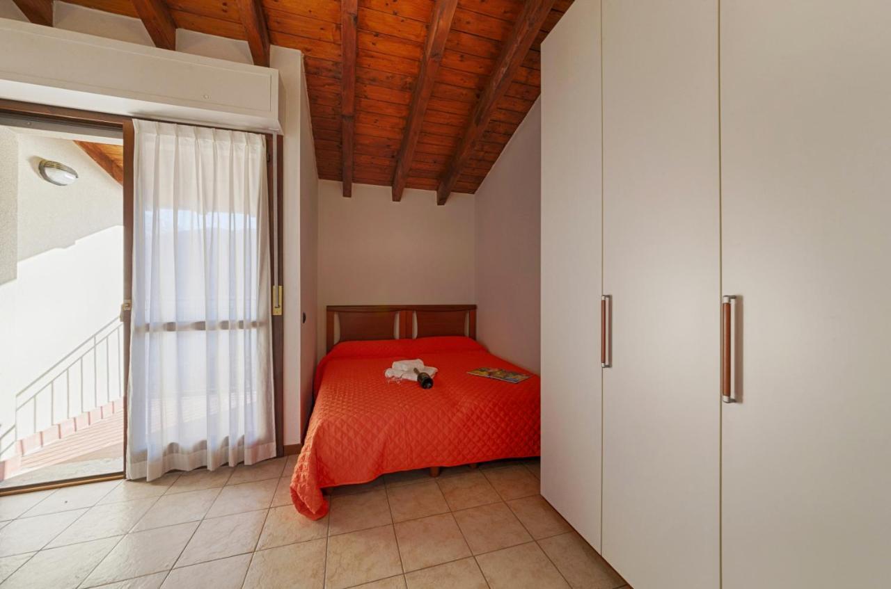 Appartement At The Lake à Acquaseria Extérieur photo
