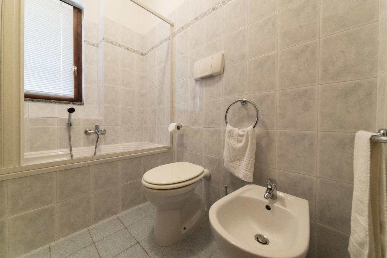 Appartement At The Lake à Acquaseria Extérieur photo